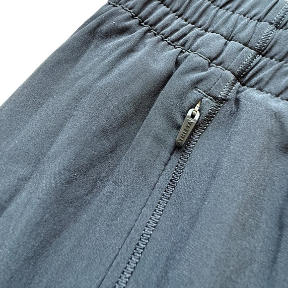 NWT! Athleta Women's Plus 3XL Black Hustle 3" Active Shorts Running Workout Gym - Picture 5 of 9